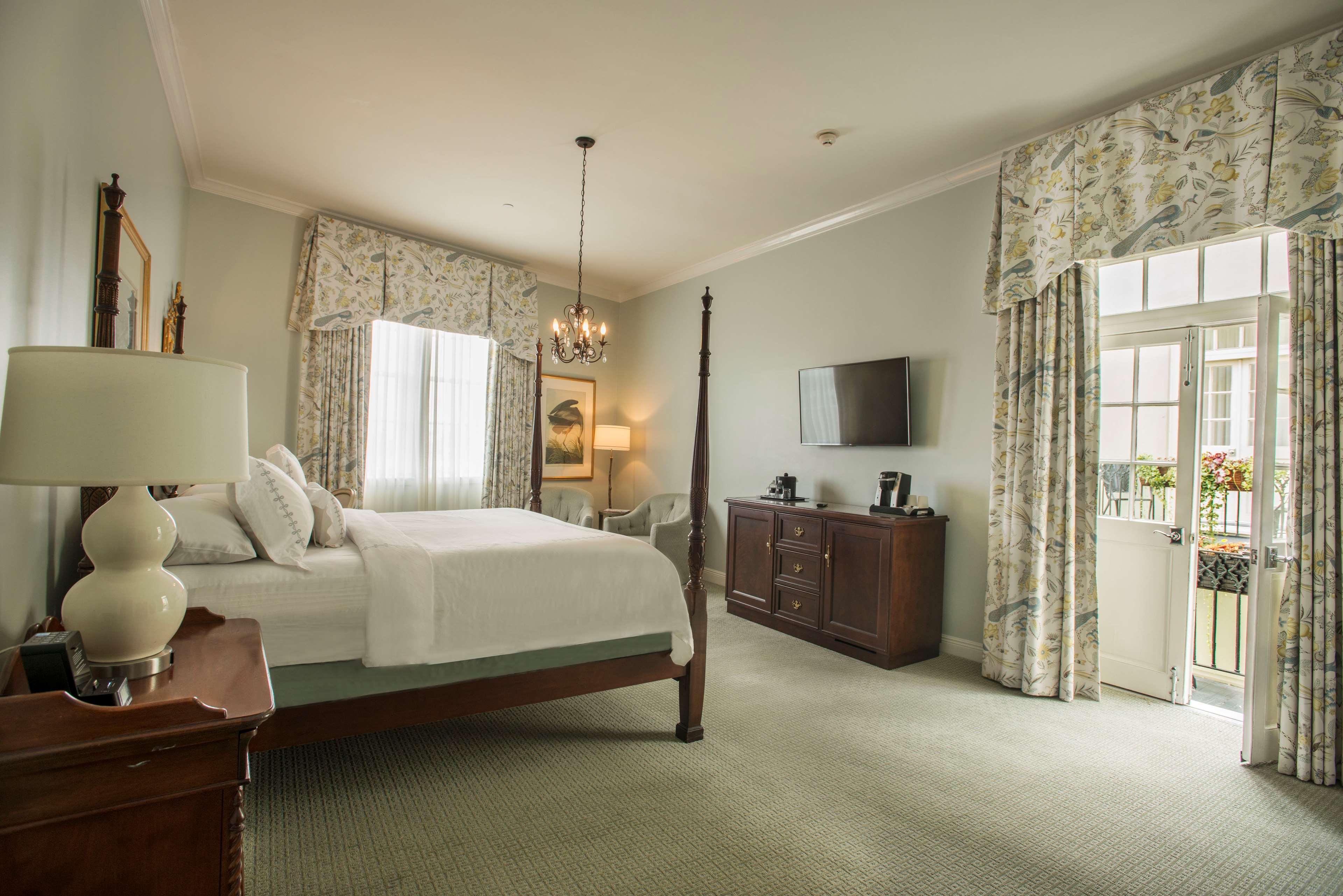 Bienville House Hotel New Orleans Exterior foto