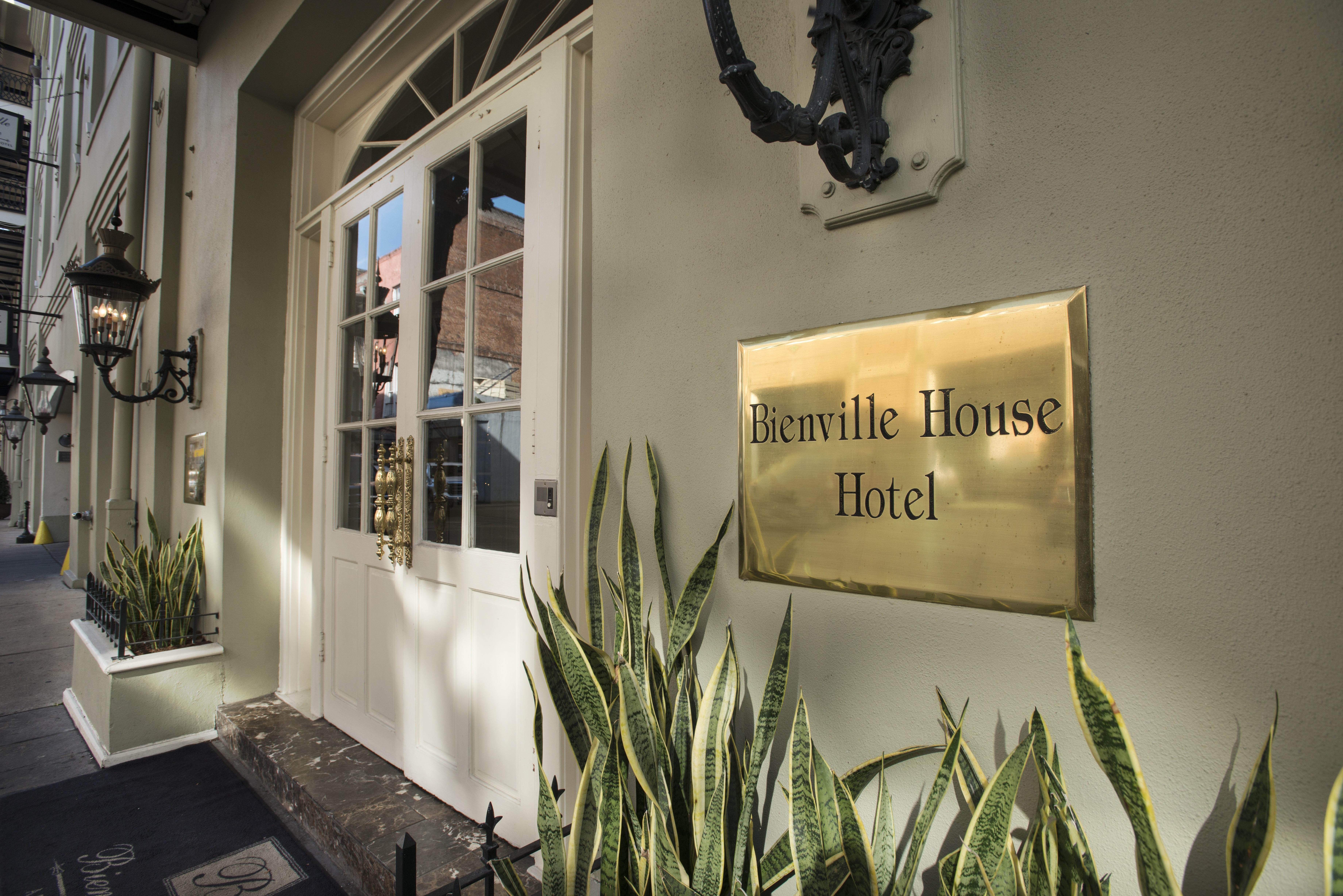 Bienville House Hotel New Orleans Exterior foto