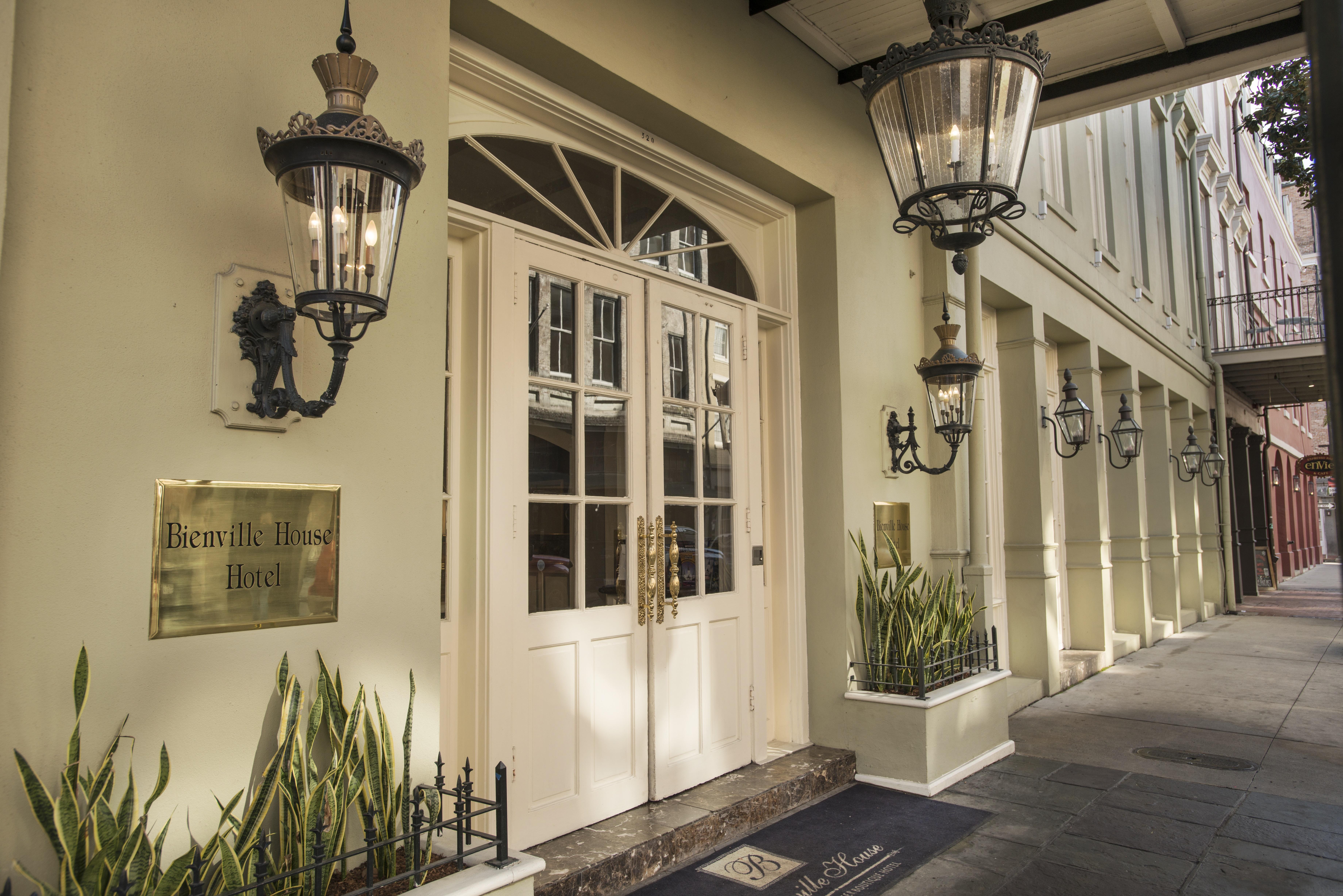 Bienville House Hotel New Orleans Exterior foto