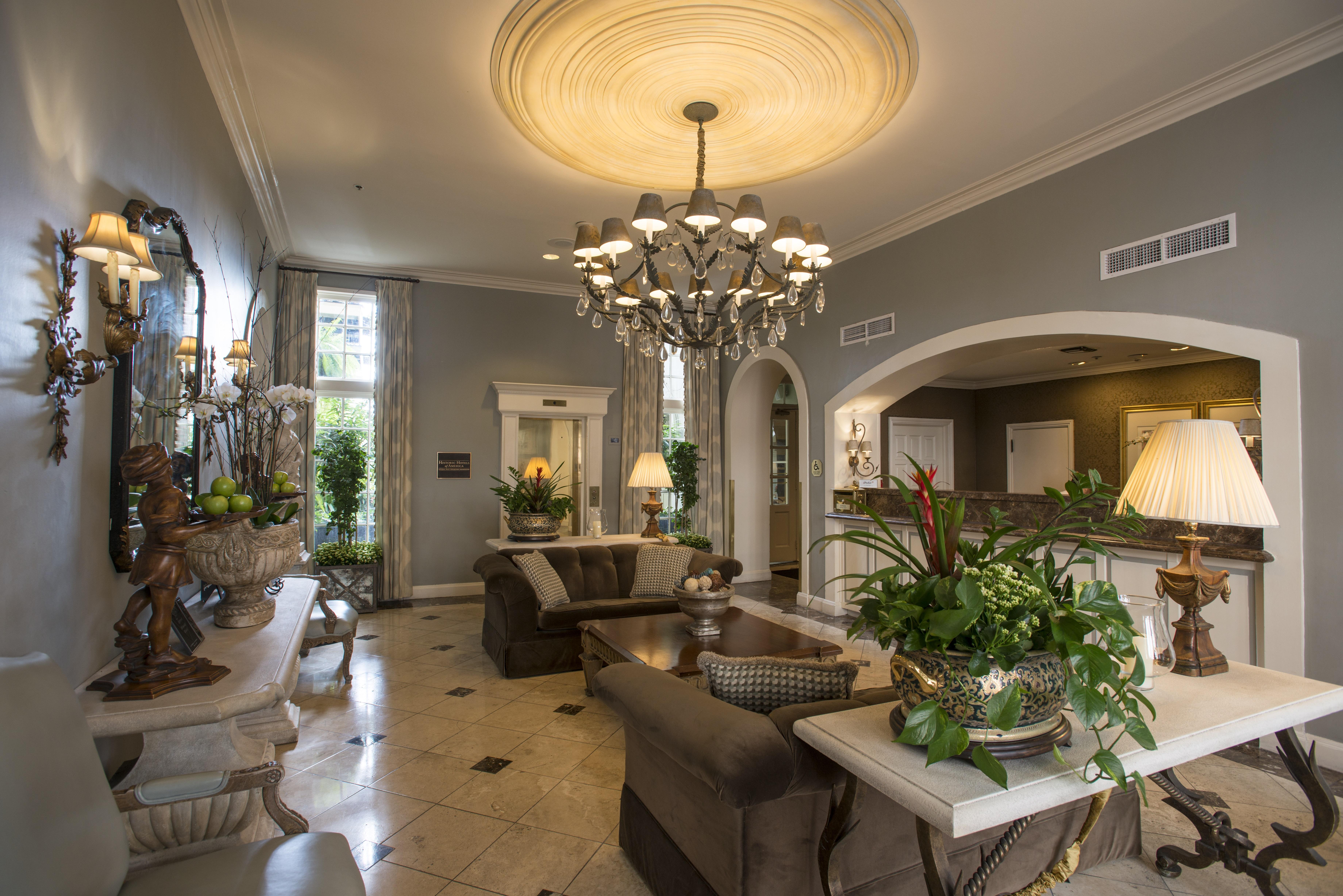 Bienville House Hotel New Orleans Exterior foto